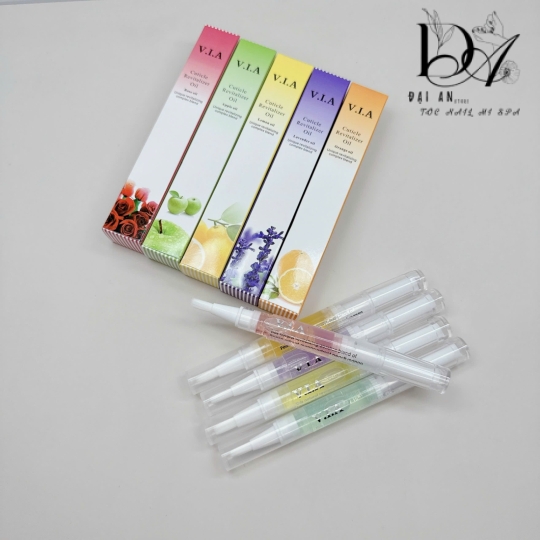 bút dầu dưỡng viền móng