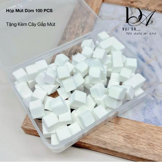 hộp mút dặm 100 pcs tặng kèm cây gắp nút 